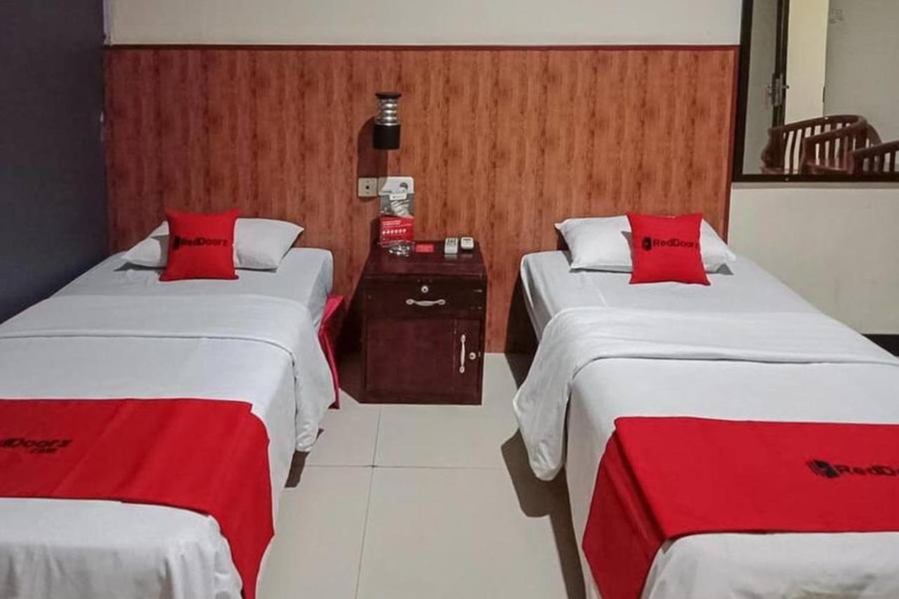 Reddoorz @ Sorong City Center Luaran gambar